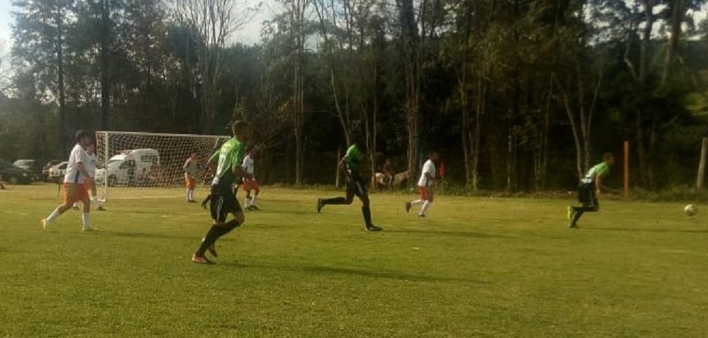 6ª Copa de Futebol Suíço Rural Sicredi 4 times disputam a semifinal neste domingo 6ª Copa de Futebol Suíço Rural Sicredi 4 times disputam a semifinal neste domingo